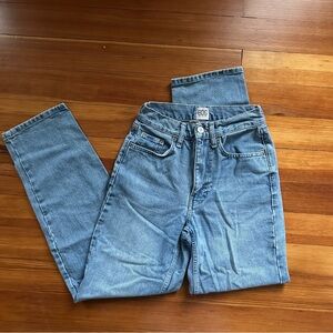 high waisted baggy jeans